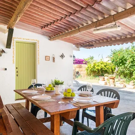 Casa Olivia - En El Centro De *